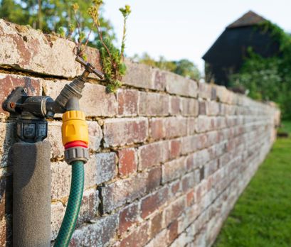 Double check your outside tap this summer | WaterSafe
